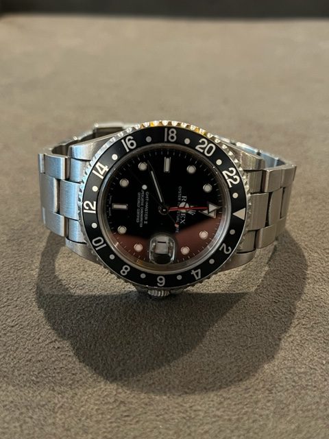 Rolex GMT Master II BlackBerry Bezel 16710